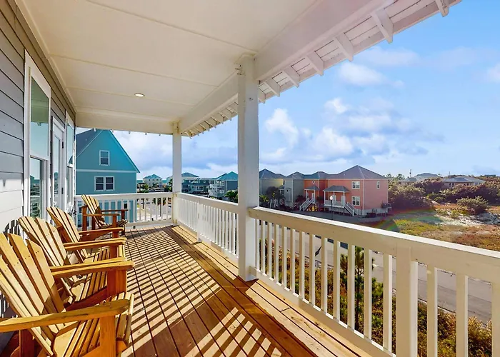 Holiday home Dog Friendly With Shared Pool Hot Tub And Private Washer And Dryer